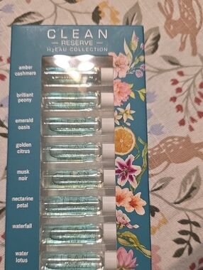 CLEAN Reserve H2EAU Collection Travel Vial Set - Aqua Sample Pack